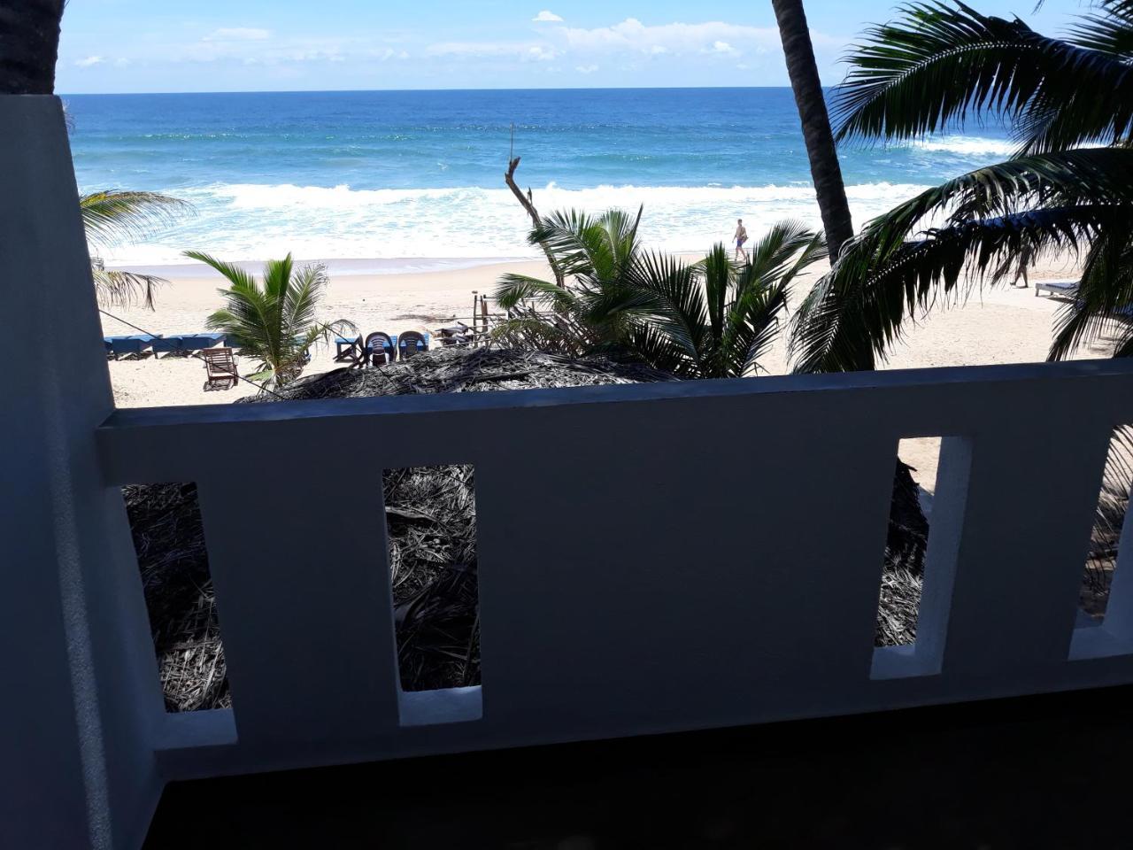 Copacabana Beach Hotel هيكادوفا المظهر الخارجي الصورة